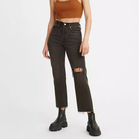 Levi's Denim - Levi’s Premium Black Distressed Wedgie Straight Jeans - Size 25x28